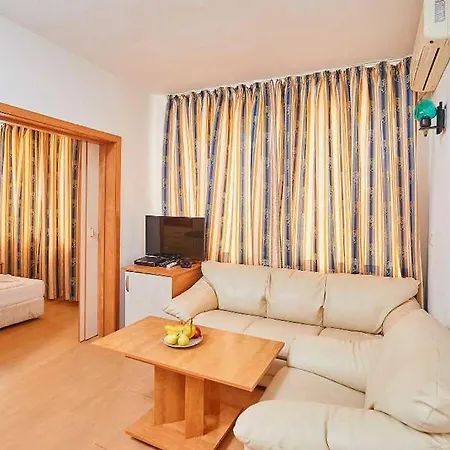 черно море 招待所